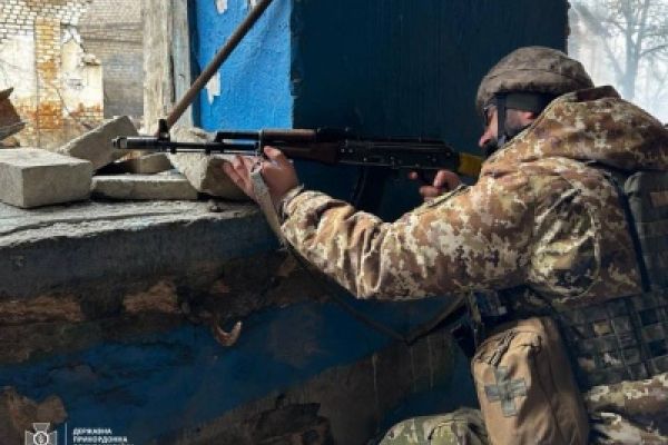 Бахмут – «пеклом на Землі». Буковинські прикордонники розповіли про боротьбу на «нулі»