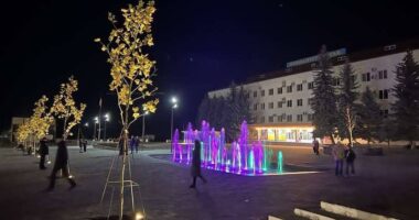 У місті на Буковині запрацював наземний фонтан