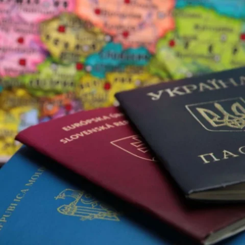 Рада ухвалила законопроєкт про множинне громадянство