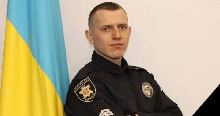Унаслідок ДТП загинув патрульний поліцейський з Буковини Андрій Дребот