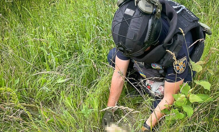 На Буковині знищили застарілий артснаряд часів Другої світової війни
