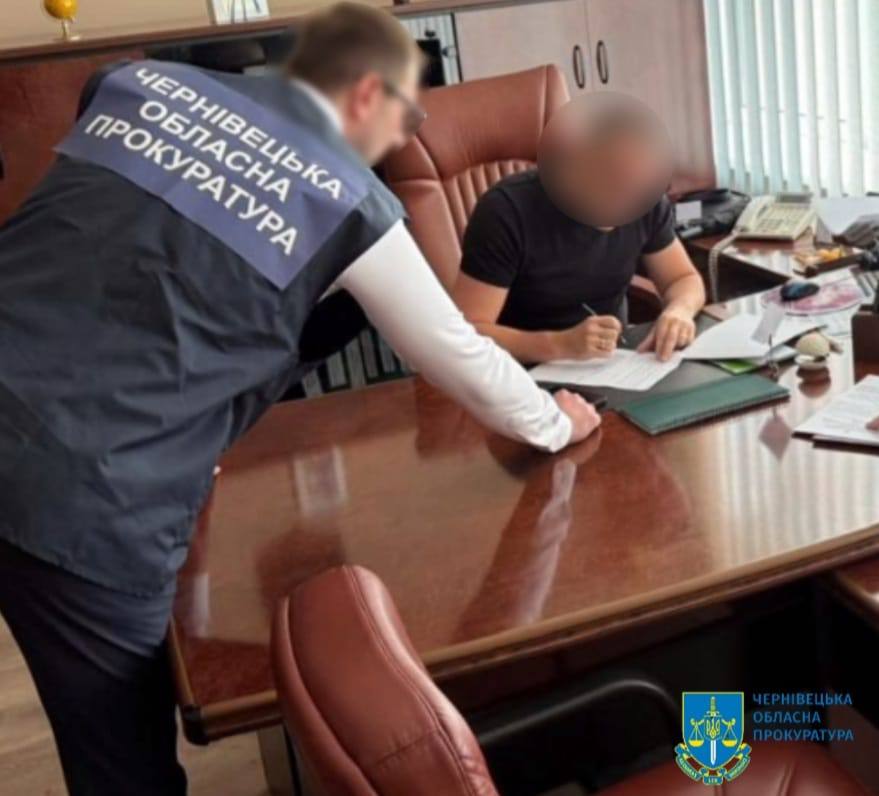 Розтрата бюджетних коштів: прокуратура відкрила 10 кримінальних проваджень щодо посадовців Буковини