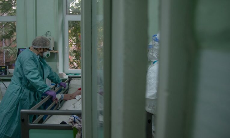 В якому стані люди, яких ушпиталили внаслідок російської атаки в Чернівцях