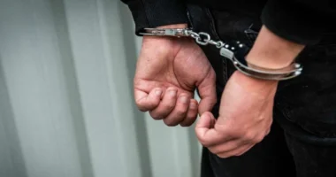 Палив релейну шафу та фіксував на відео будівлю СБУ: у Чернівцях судили військового, якого завербували для диверсій