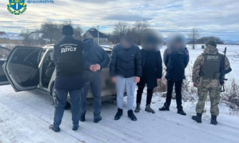 Засуджено буковинця, який налагодив незаконне переправлення чоловіків за кордон
