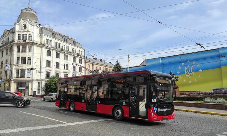 У Чернівцях оновлять тролейбусний парк за кошти Європейського інвестиційного банку