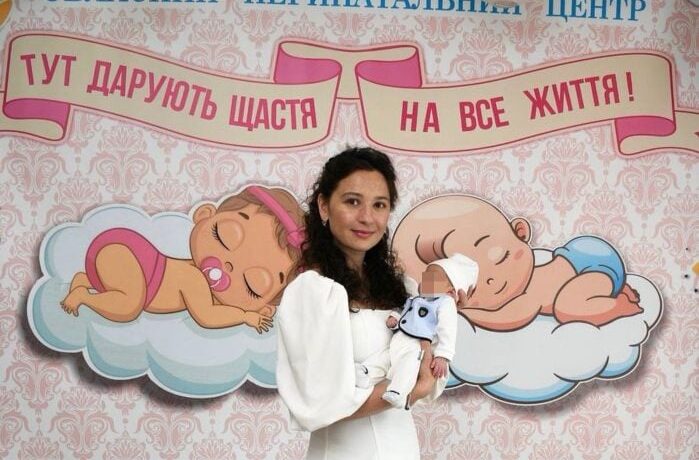Чернівецькі медики врятували немовля, яке народилося з вагою менше кілограма