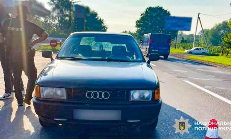 На Буковині чоловік викрав авто