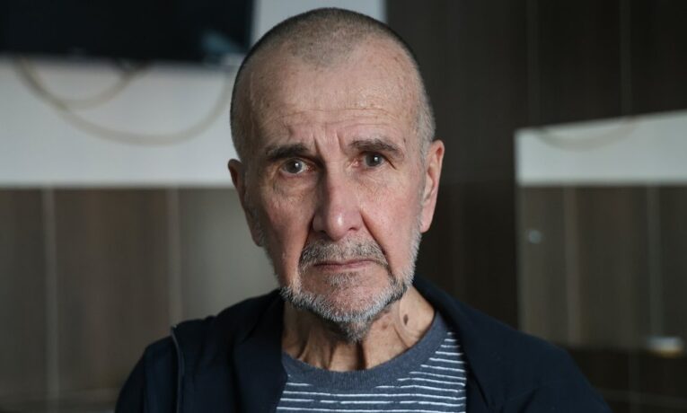“Там я тримався ‘на зубах’ — а тут наче на крила став”. Ексмер Херсона Володимир Миколаєнко про полон та опір росіянам