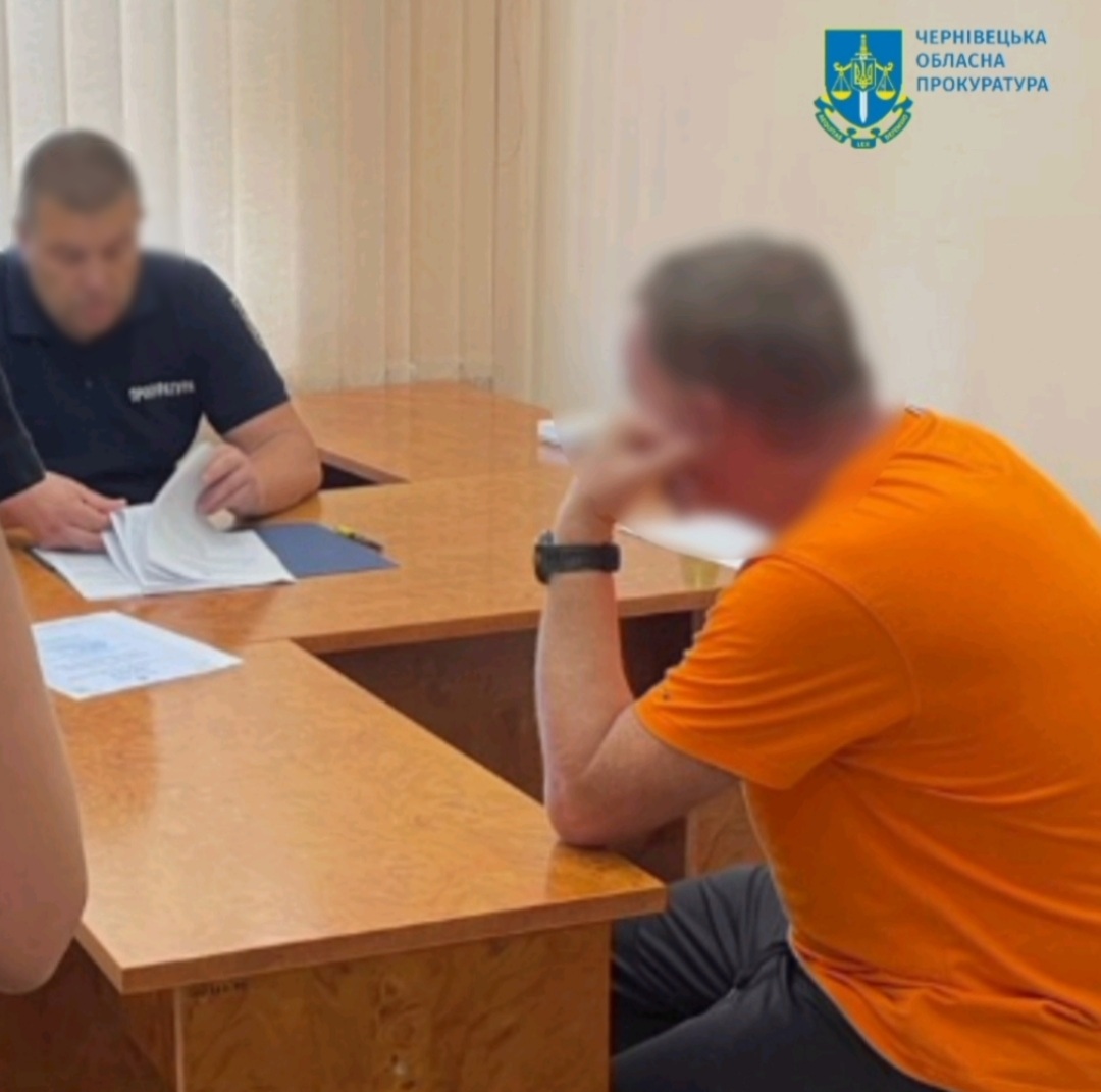 Керівника “Міськсвітла” у Чернівцях підозрюють у розтраті понад 2 млн грн на закупівлі освітлювального обладнання