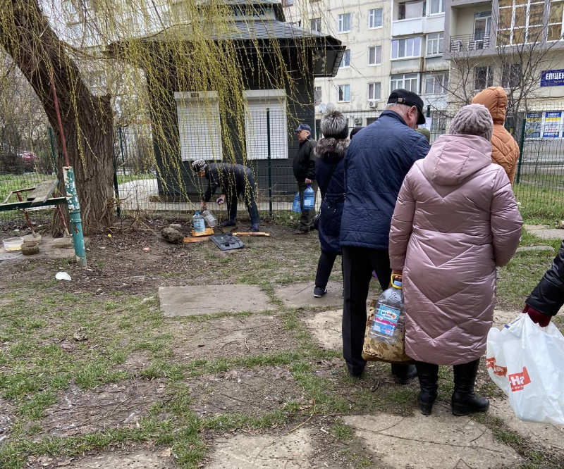 Чернівці: від «Турецької криниці» до води «за графіком»