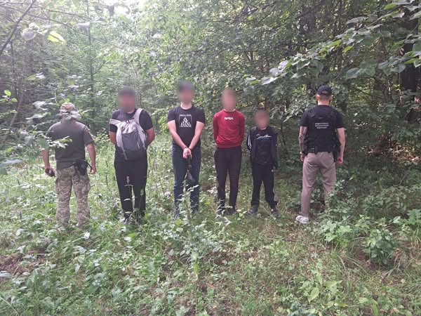 На Буковині підлітки-поводирі переправляли ухилянтів до Румунії