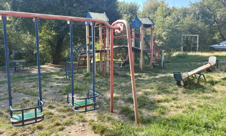 У Чернівцях планують капітально відремонтувати дитячий майданчик за понад 9,5 млн грн