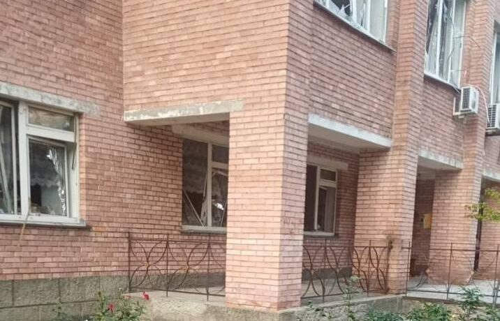 «Укрпошта» продає п’ятиповерхову будівлю у центрі Чернівців