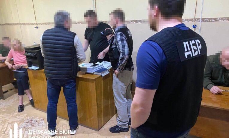 У Чернівцях судитимуть колишнього голову ВЛК за схеми з довідками про непридатність до служби