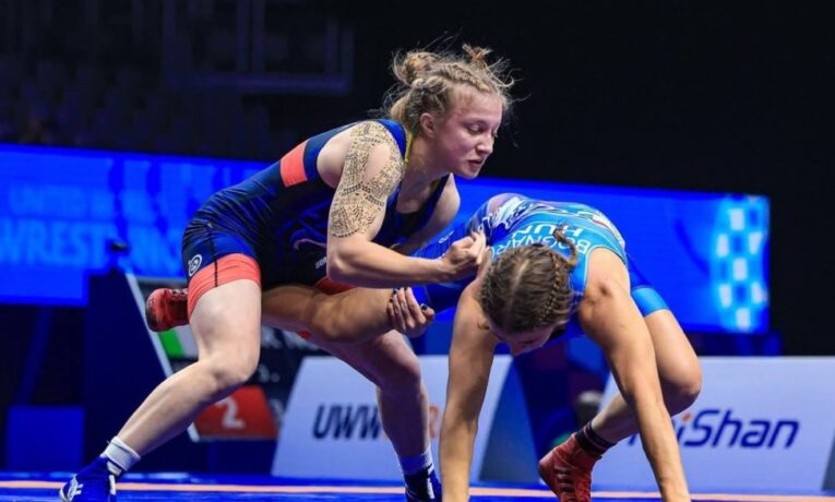 Чернівецька борчиня Винник здобула срібло на чемпіонаті світу зі спортивної боротьби