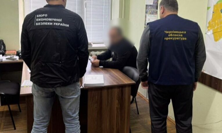 Справа «Міськсвітла»: у Чернівцях викрили організовану групу, яка розтратила понад 2,2 млн грн бюджетних коштів на освітлювальному обладнанні