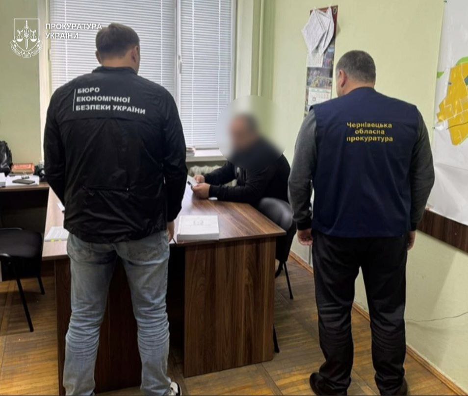 Справа «Міськсвітла»: у Чернівцях викрили організовану групу, яка розтратила понад 2,2 млн грн бюджетних коштів на освітлювальному обладнанні