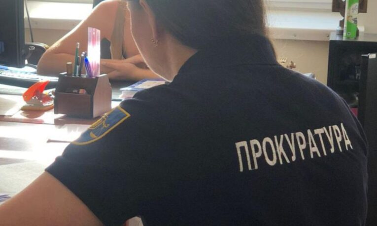 На Буковині судитимуть посадовицю сільради за розтрату понад 250 тисяч гривень при ремонті укриття дитсадка