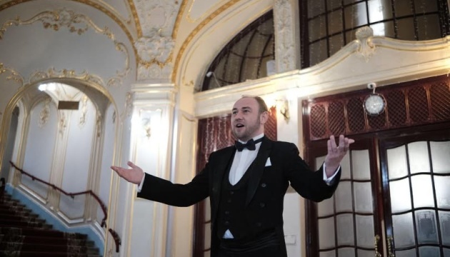 У Чернівцях помер головний диригент обласного муздрамтеатру Володимир Шнайдер
