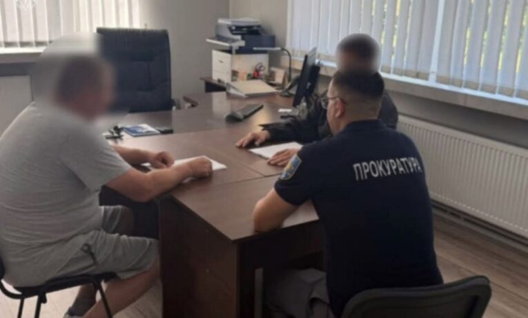 Ексдиректора Нацпарку «Хотинський» судитимуть за зловживання та шкоду довкіллю