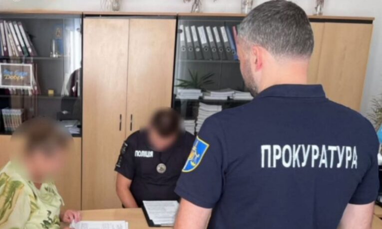 На Буковині  судитимуть посадовицю селищної ради за незадекларовану квартиру у столиці вартістю понад 3,2 млн грн