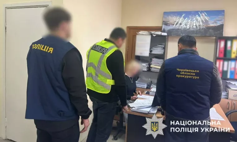 Ексдиректора лікарні у Чернівцях підозрюють у розтраті майже 800 тис. грн при закупівлі електрогенератора