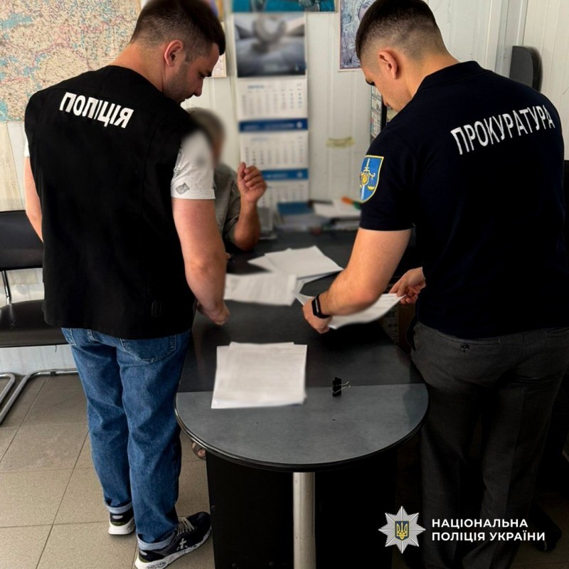 На Буковині за службову недбалість судитимуть керівника лабораторії будівельної компанії під час ремонту дороги пункту пропуску «Мамалига»