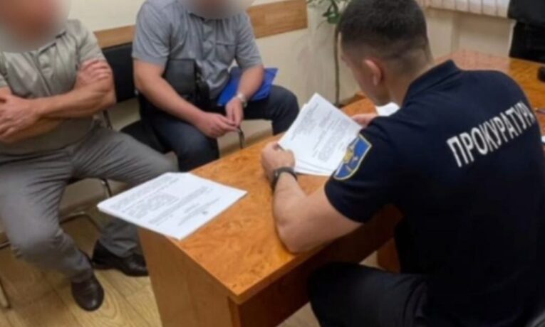 На Буковині судитимуть голову сільради та підрядника за розтрату майже мільйона гривень