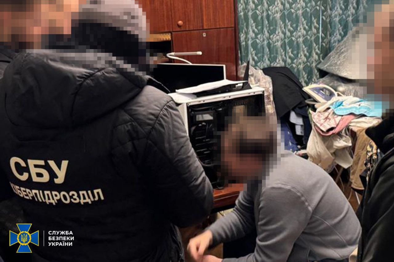 Збиралися «відродити» срср в Україні: на Буковині затримали одного із агентів ФСБ