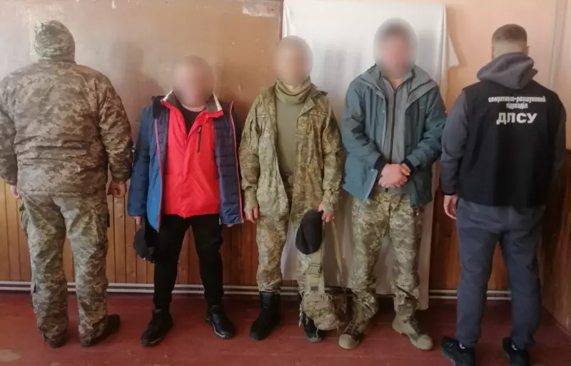 На Буковині затримали групу чоловіків, які намагалися незаконно потрапити до Молдови