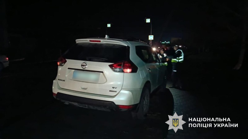 У Боянах на Буковині внаслідок наїзду автомобіля травмувалася 15-річна дівчина