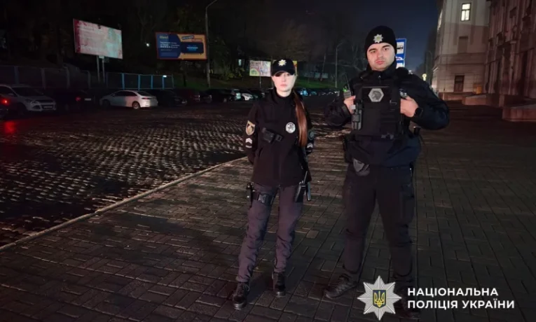 На Буковині через відключення електроенергії посилили поліцейські патрулі