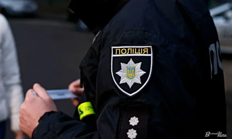 На Буковині п’яний водій намагався відкупитися від поліції: загрожує до чотирьох років ув’язнення