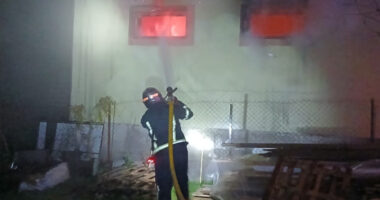 У Глибоці пенсіонер ледь не загинув  у власному будинку під час пожежі