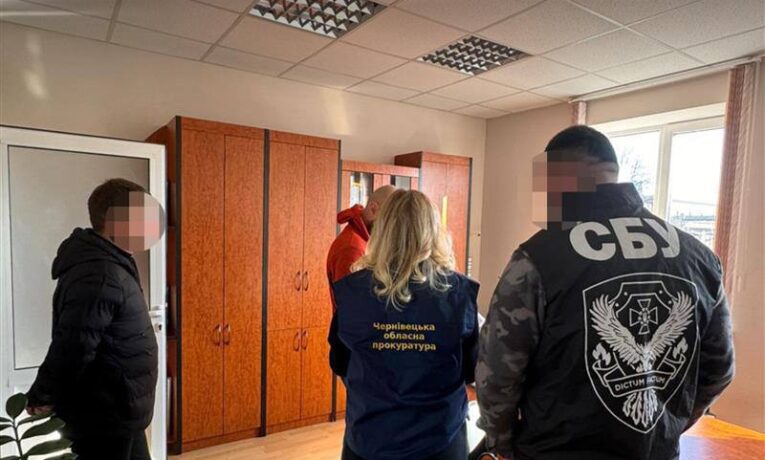 У Чернівцях колишнього директора тролейбусного управління підозрюють у розтраті 3,5 млн грн на закупівлі електроенергії