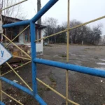 У Чернівцях занепадає територія колишнього тролейбусного депо на проспекті Незалежності