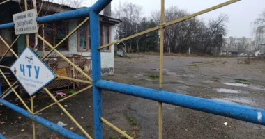 У Чернівцях занепадає територія колишнього тролейбусного депо на проспекті Незалежності