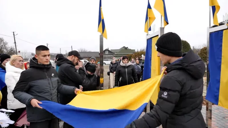 На Буковині відкрили Алею слави та пам’яті полеглих захисників