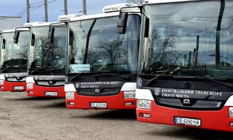 У Чернівцях продовжать експеримент із автобусним маршрутом №6А замість тролейбусів