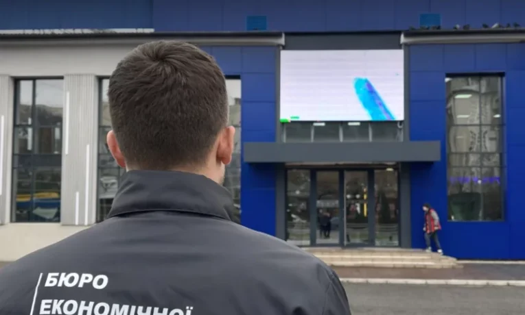 На Буковині викрили перевізника, який “ховав” мільйонні прибутки від рейсів до Італії