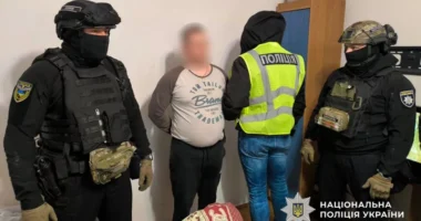 На Буковині викрили наркоугруповання, яке збувало метадон через п’ять медзакладів