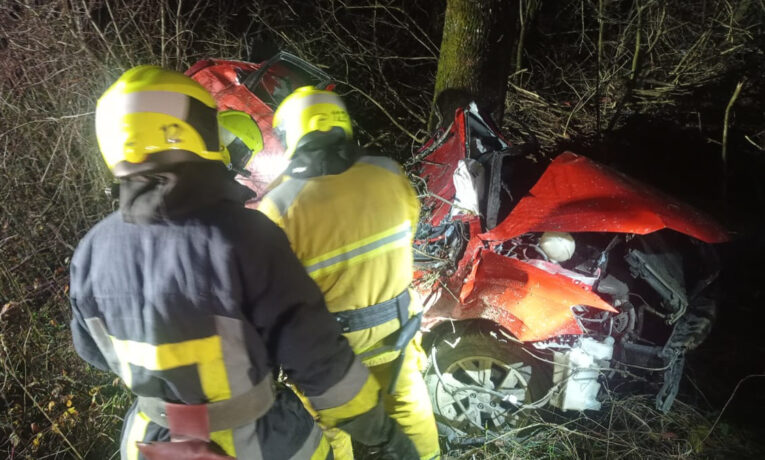 На Буковині трагічна ДТП: загинули жінка та немовля