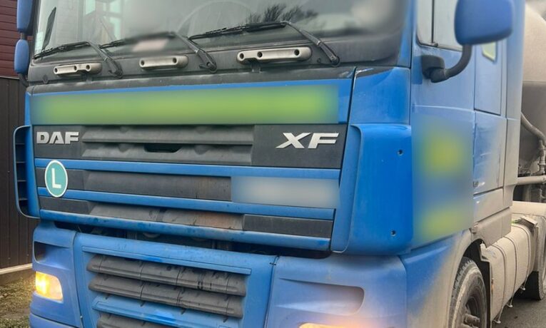 На Буковині внаслідок ДТП загинула 73-річна жінка та 25-річний чоловік