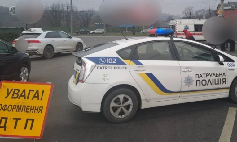 На Галицькому Шляху у Чернівцях вантажівка збила жінку: постраждала загинула, водій утік з місця ДТП