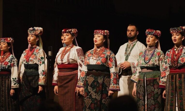 Театр “Ґердан” з Чернівців випустив альбом з колядками та щедрівками “На Різдво”