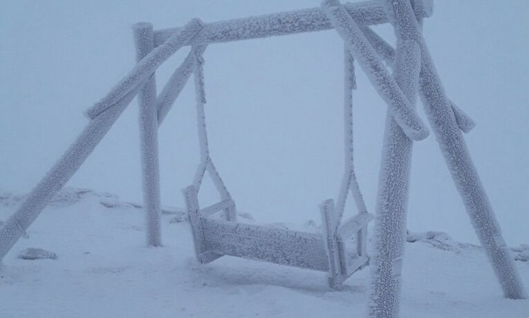 Більшість регіонів України сьогодні накриє вологий циклон: дощі, мокрий сніг та тумани