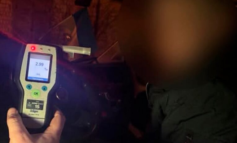 У Чернівцях п’яний водій спричинив ДТП: рівень алкоголю перевищував норму майже у 15 разів