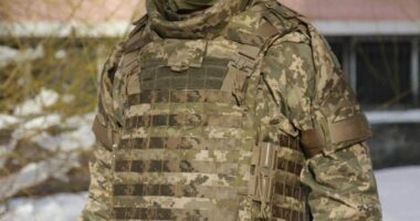 Суд зобов’язав постачальника бронежилетів з Чернівців сплатити майже 6 млн грн штрафу за прострочення