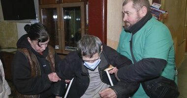 У Чернівцях працює цілодобовий прихисток для безхатьків: хто і як тут живе